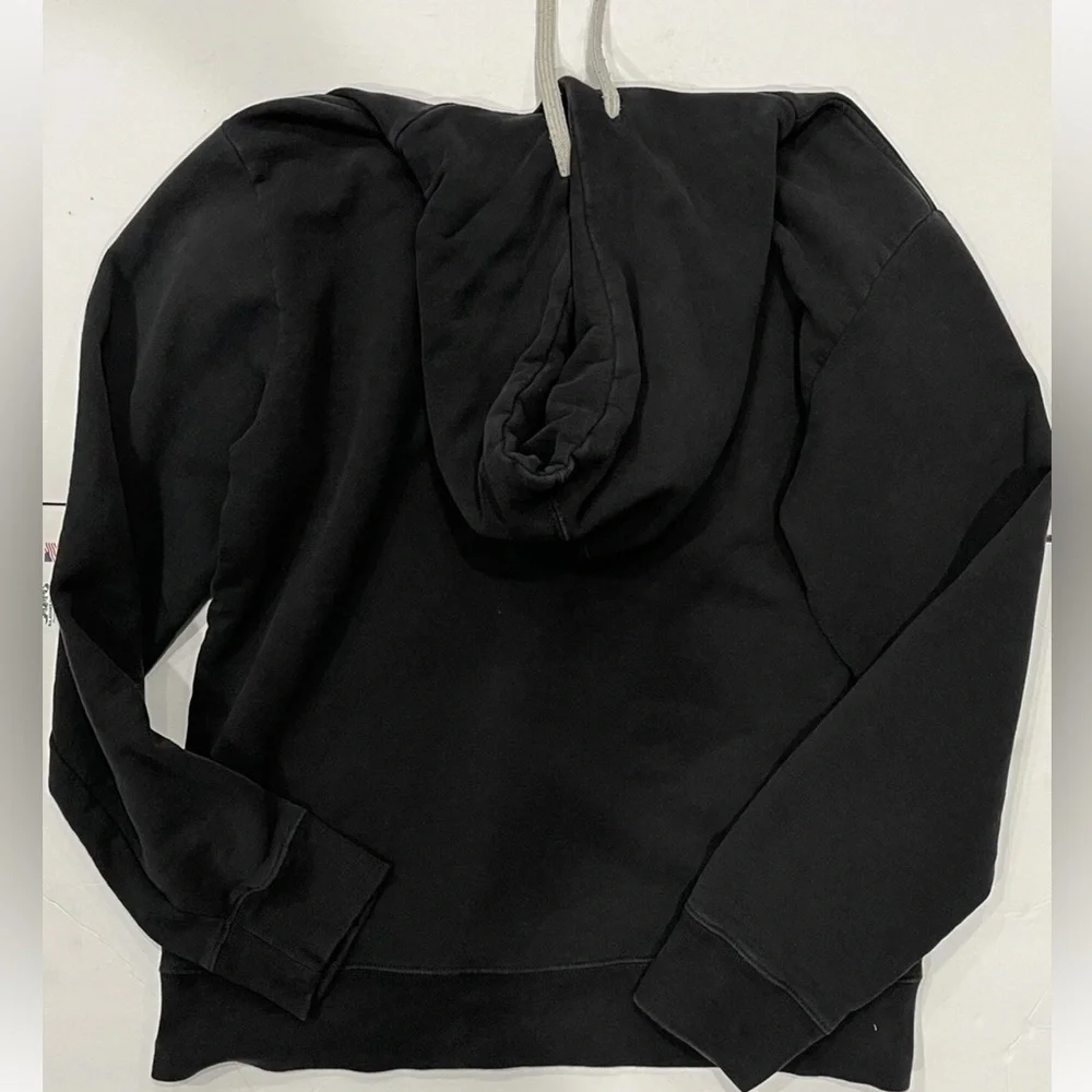 North Face Black Spell Out Hoodie Men's Sweater Size M Pit to pit 20” Length 24”